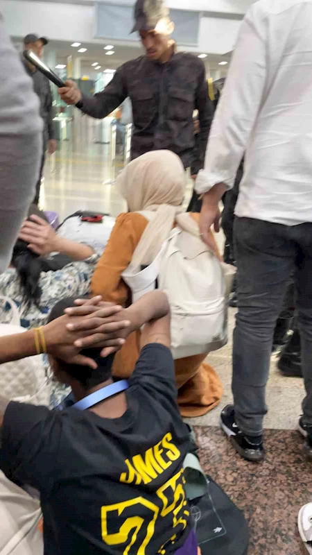 Dünya Gazze sınırına akın ediyor
