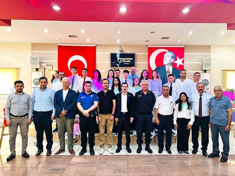 Bozdoğan’da şiir gecesi beğeni topladı

