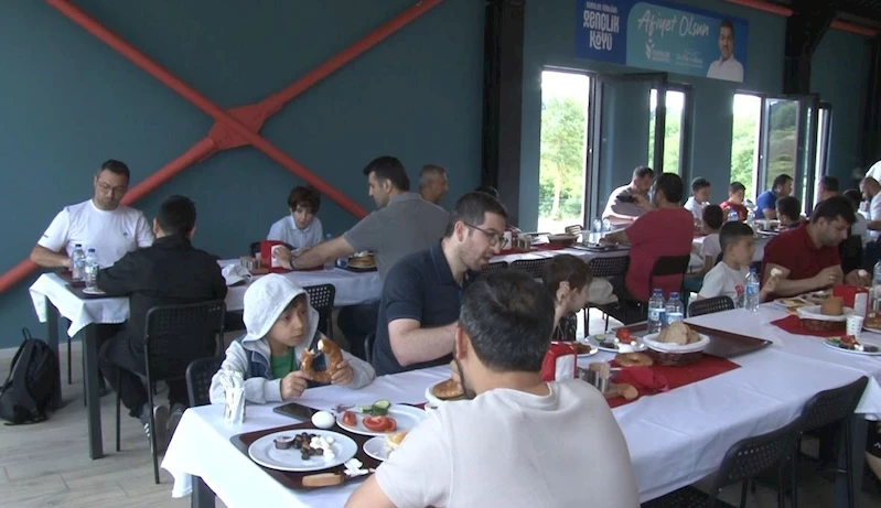 Esenler Belediyesi’nden Babalar Günü’ne özel kamp etkinliği
