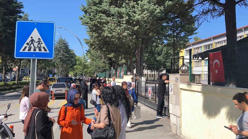 Burdur’da 2 bin 334 öğrenci LGS heyecanı yaşıyor
