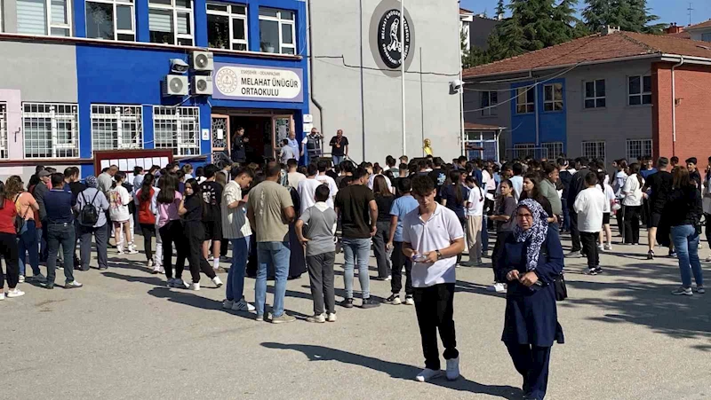 Eskişehir’de LGS heyecanı başladı
