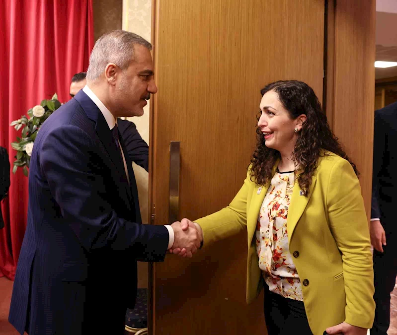 Dışişleri Bakanı Fidan, Kosova Cumhurbaşkanı Osmani-Sadriu ile görüştü
