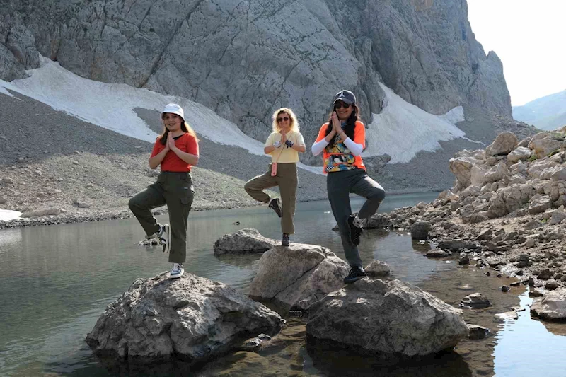 Tabiat güzelliğiyle mest eden Erzincan’da doğaseverlerin yeni gözdesi Sohmarik Yaylası
