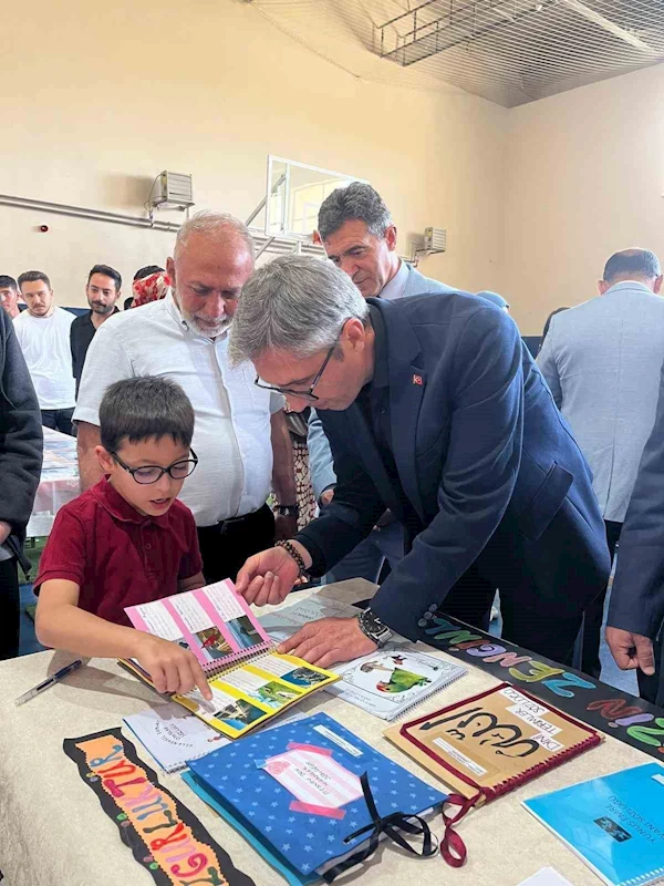 ’Dilimizin Zenginlikleri Projesi’ kapsamında sergi açıldı
