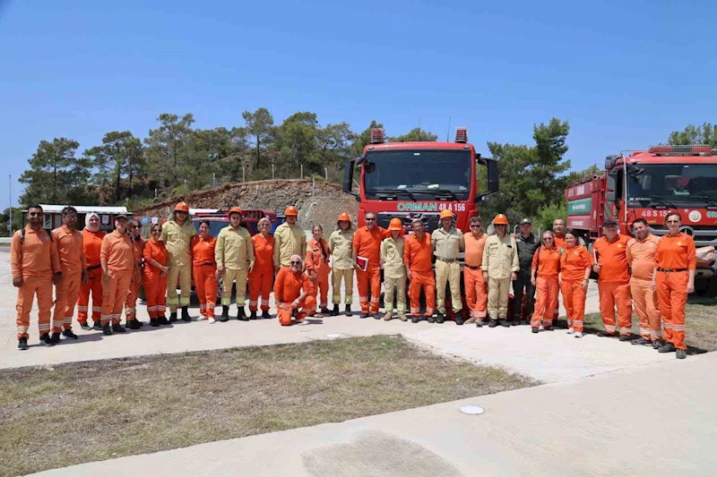 Fethiye’de orman yangını gönüllüleri ile toplantı yapıldı
