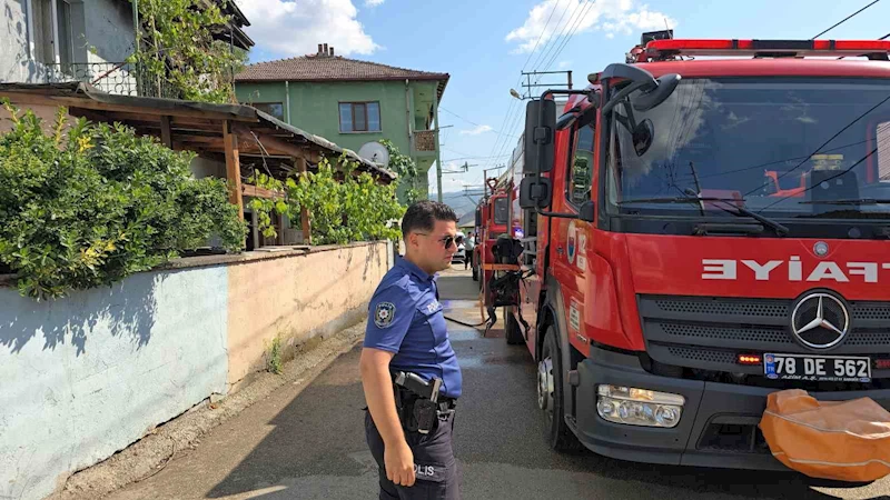 Elektrikli battaniye evi küle çevirdi
