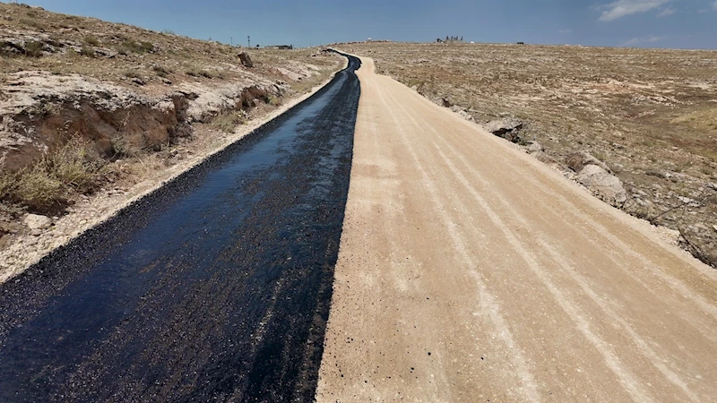 Bozova’da 6 mahalleyi birbirine bağlayan yol asfaltlandı
