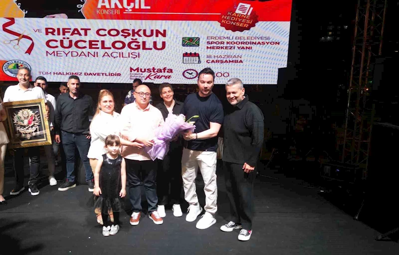 Mersin Erdemli’de gençlere unutulmaz karne hediyesi
