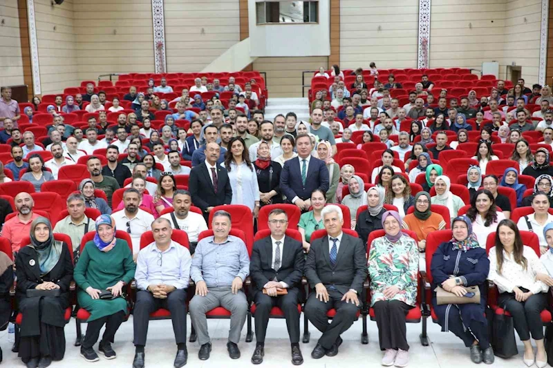 Vali Aydoğdu, Rehberlik, Fen Bilimleri, Almanca ve meslek liselerinde görev yapan tüm meslek dersleri öğretmenleriyle bir araya geldi
