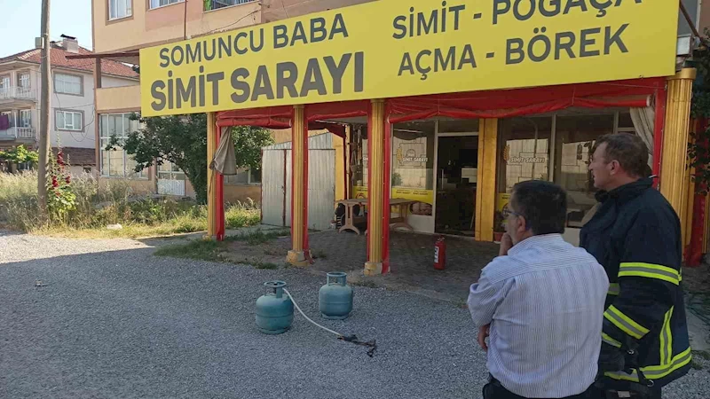 Tüpün hortumu kopunca fırında yangın çıktı
