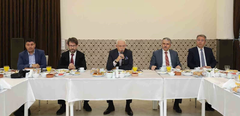 NEÜ’de kaliteyi zirveye taşımak için gelecek adımlar belirlendi
