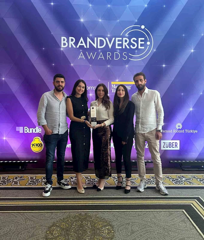A101’e Brandverse Awards’dan Altın Ödül
