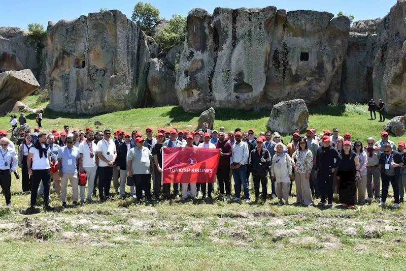 Uluslararası turizm uzmanlarına Afyonkarahisar tanıtıldı

