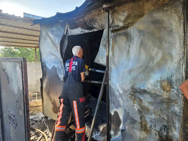 Malatya’da konteyner yangını
