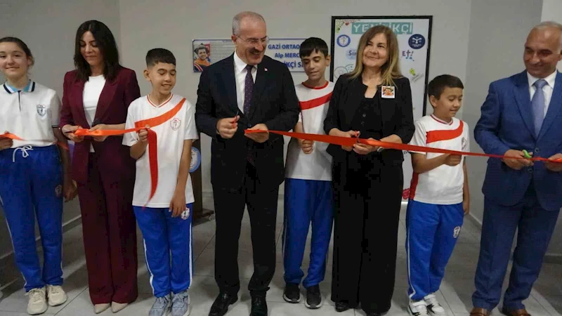 Çanakkale’de açılan yenilikçi sınıfa Bolu Kartalkaya faciasında hayatını kaybeden Alp Mercan’ın adı verildi

