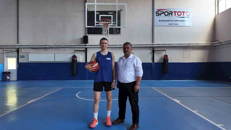 Büşra Akgün, yeni sezona memleketi Gediz’de hazırlanıyor

