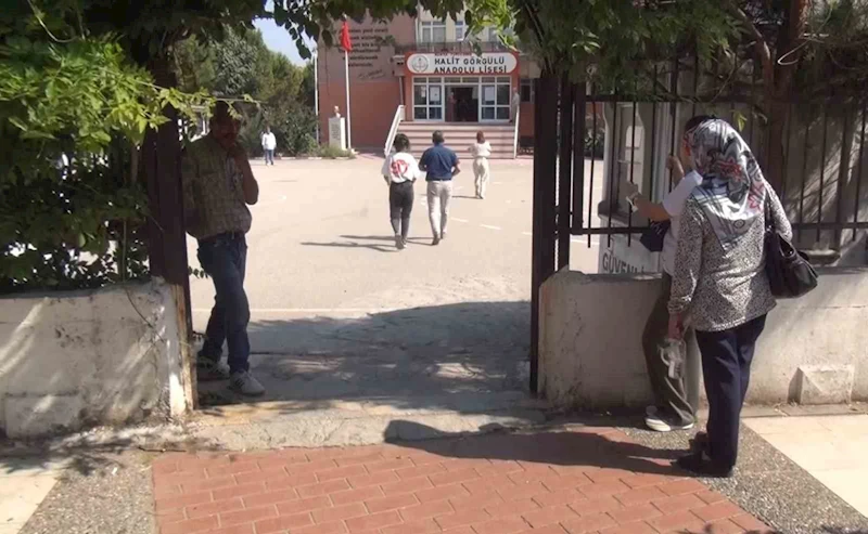 Nüfus cüzdanını unutan adaya saniyelerle yetişen umut
