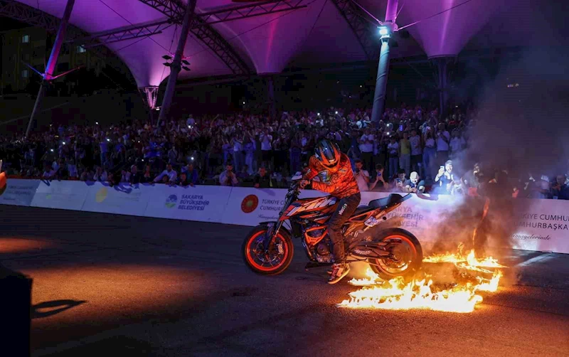 Dünyanın pedalı Sakarya’da döndü: Şampiyona festivale dönüştü
