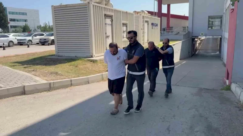 Adana’da 1 milyon liralık kaçak sigara operasyonu: 2 tutuklama
