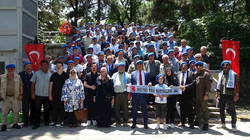 Erciyes Mavi Kartalları, Kütahya’da şehit aileleriyle buluştu

