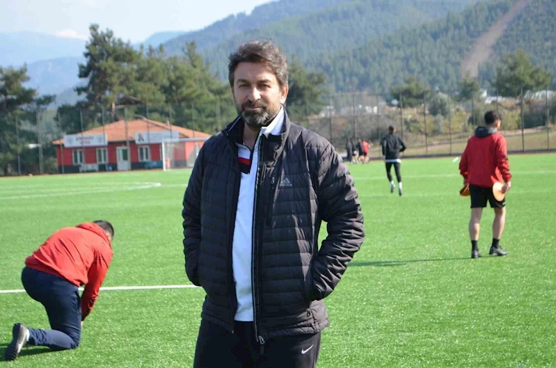 Denizli İdmanyurdu’nda yaprak dökümü
