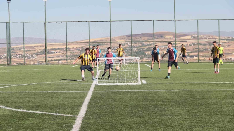 5x5 sokaklar bizim futbol bölge heyecanı Elazığ’da başladı
