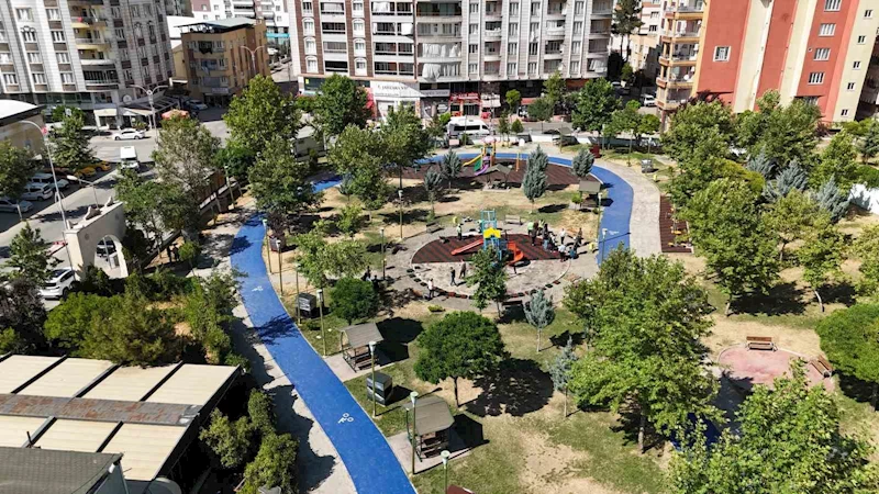 Siirt’te parklar yenileniyor
