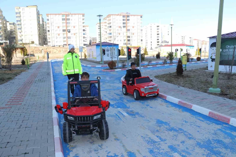 Siirt Belediyesi’nden 30 bin kişiye sosyal destek
