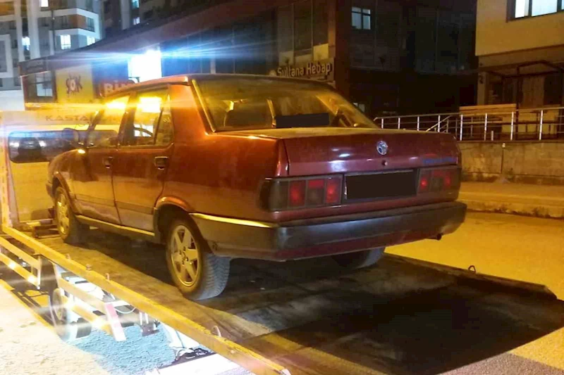 Kastamonu’da drift atan sürücünün aracı trafikten men edildi
