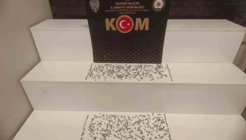 Tarihi eser kaçakçıları yakayı ele verdi
