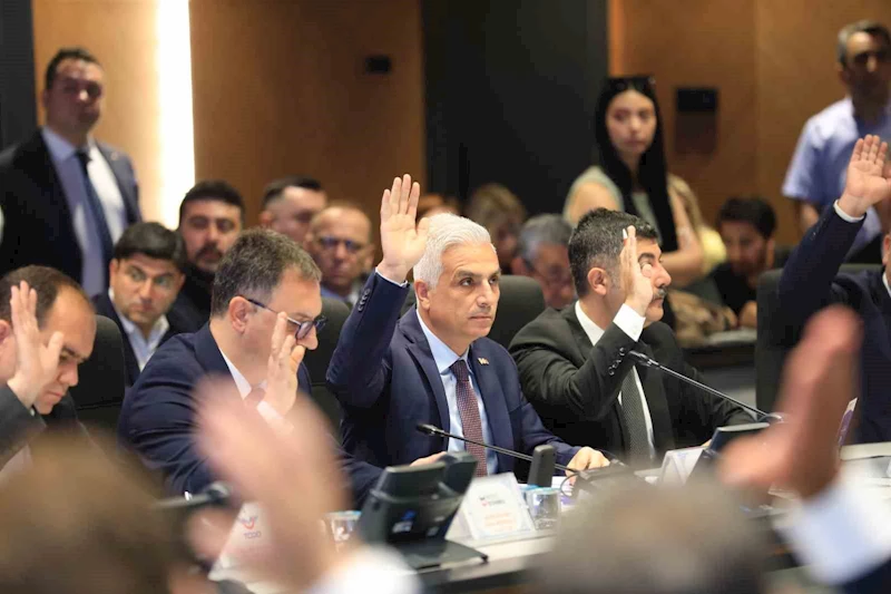 İstanbul’da deniz taksi ücretlerine yüzde 275’e varan zam
