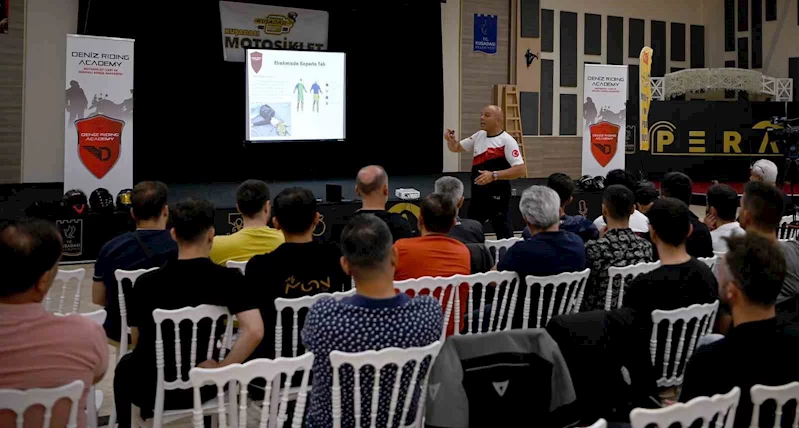 Kuşadası’nda motosiklet tutkunlarına ileri ve güvenli sürüş eğitimi verildi
