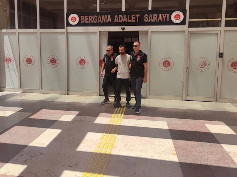 Mısır tarlasına gizlenen uyuşturucu taciri yakalandı
