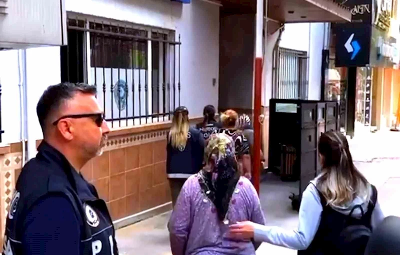 Manisa’da zehir tacirlerine darbe: 8 kişi tutuklandı
