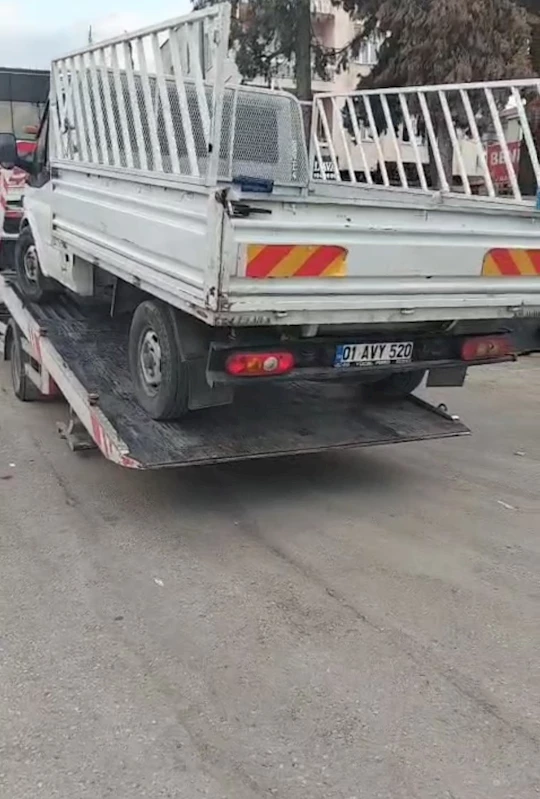 Ters yöne girip kadın şoföre hakaret etti, ehliyetsiz çıktı: 43 bin TL ceza kesildi

