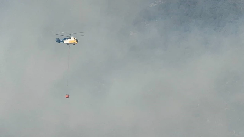 Kozan’daki orman yangını sürüyor, ekipler müdahale ediyor
