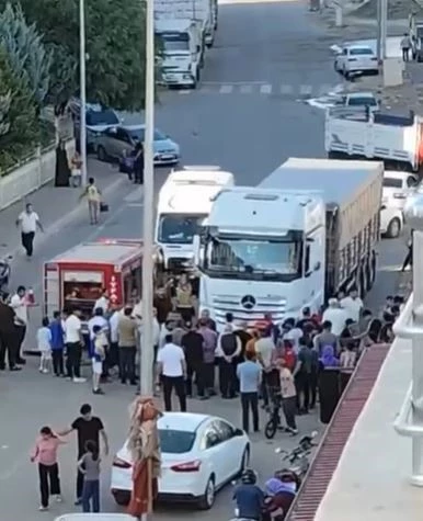Siverek’te tırın çarptığı yaşlı kadın ağır yaralandı

