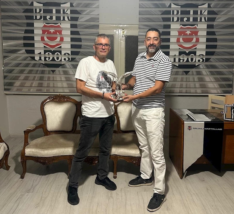 Salihli Beşiktaşlılar Derneği’nde bayrak değişimi
