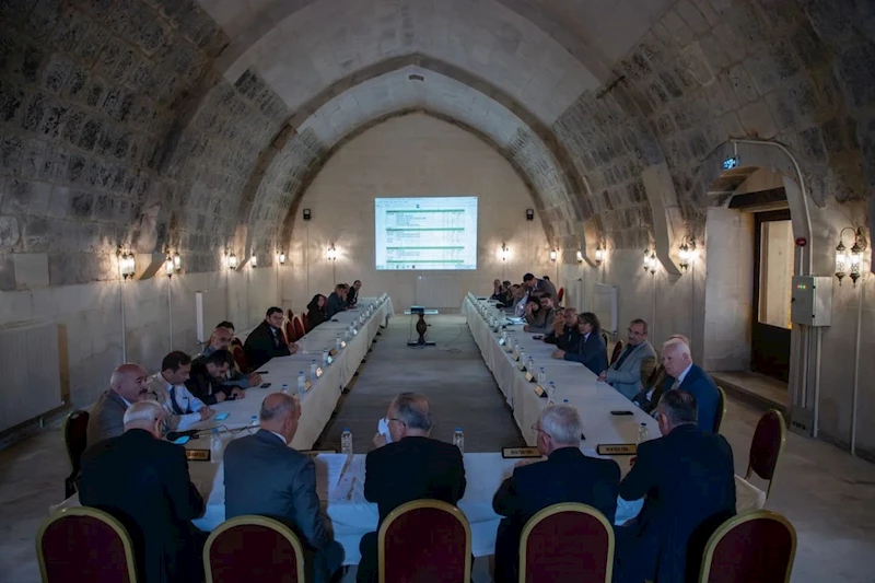 Üniversite Senatosu Mama Hatun Külliyesi’nde toplandı
