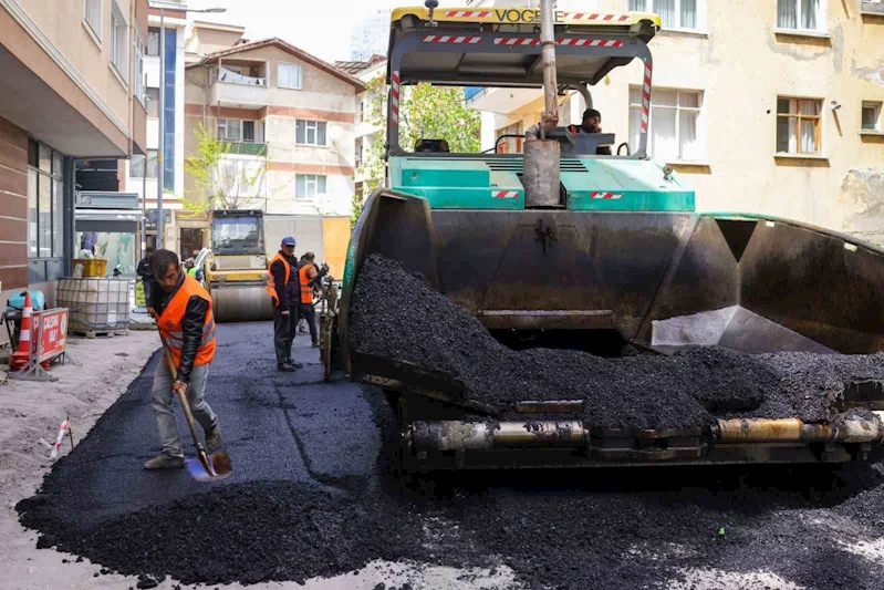 Ümraniye Belediyesi’nden 182 bin ton asfalt serimi
