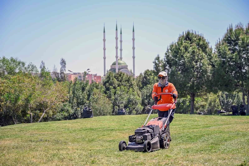 Mersin Büyükşehir Belediyesi, bayram hazırlıklarını tamamladı
