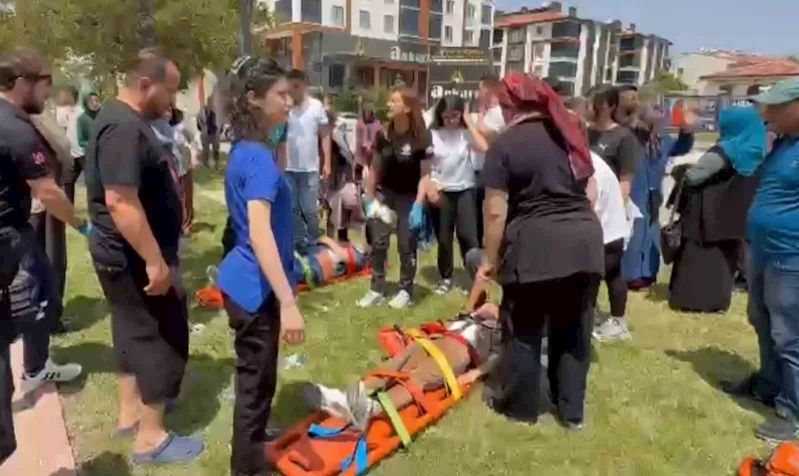 Aksaray’da 2 otomobil çarpıştı: 4 yaralı
