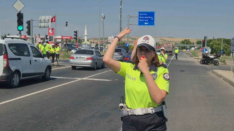 Tatilde İstanbul-Tekirdağ yolunu kullanacaklar dikkat: Her adımda kontrol var
