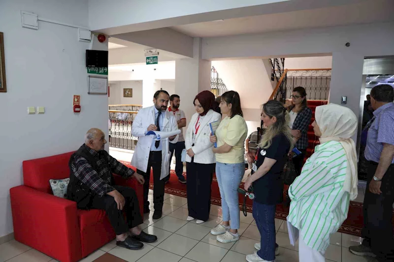 80 yaş üstü ile yatağa bağımlı hastaları için reçete ve rapor kolaylığı
