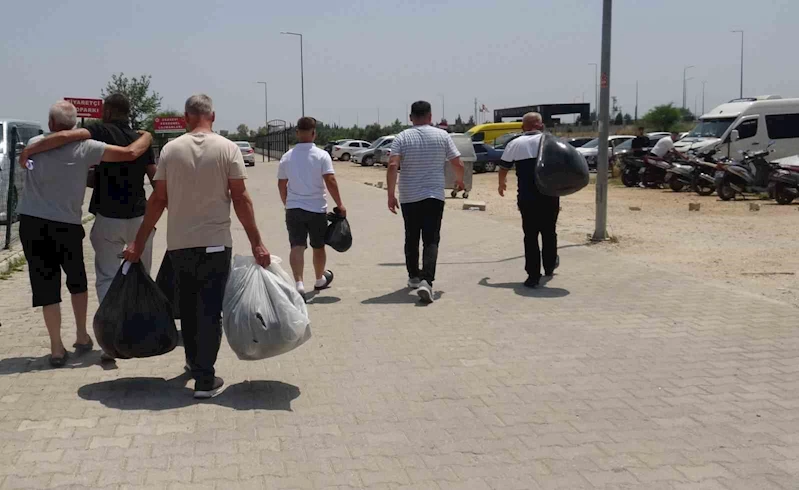 Antalya’da infaz düzenlemesiyle tahliyeler başladı, bayram sevinci ikiye katlandı
