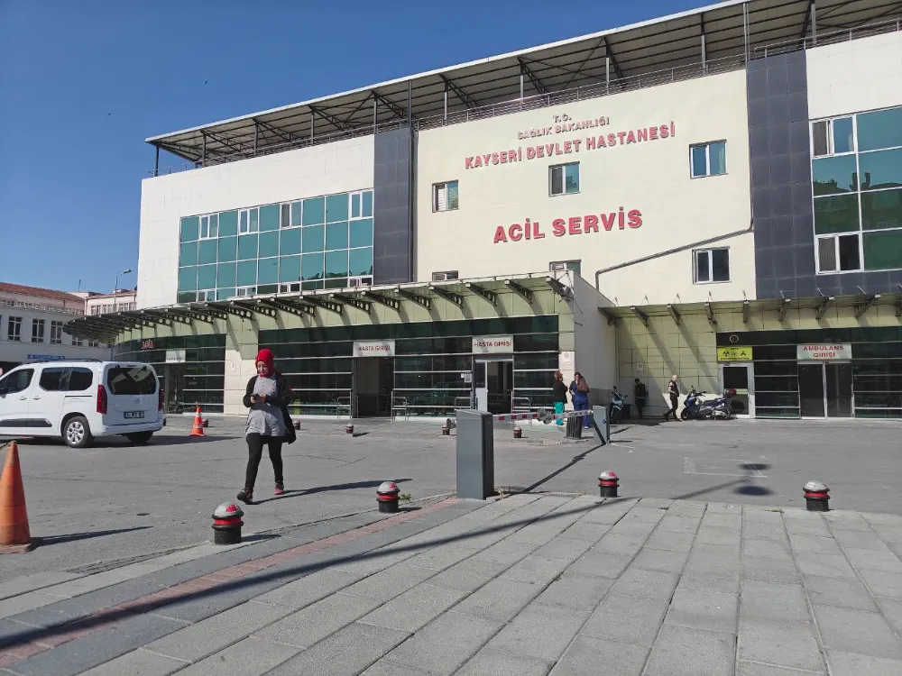 Kayseri’de acemi kasaplar soluğu acil serviste aldı