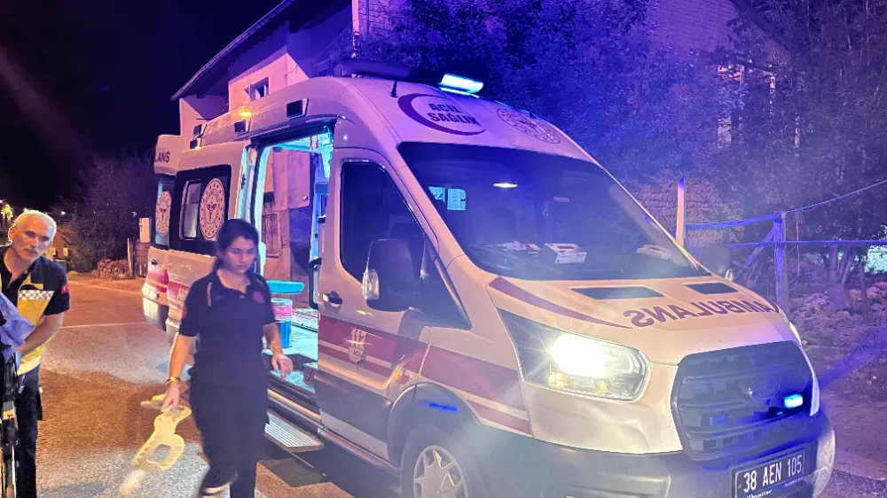 Elektrikli motosikletten düşen çocuk yaralandı   