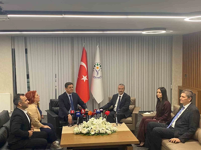 6 partiden DEM Parti’ye bayram ziyareti
