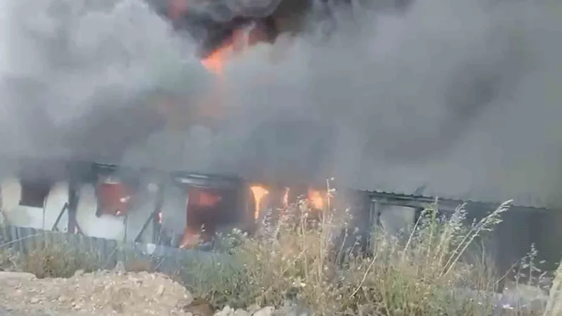 Bodrum’da işçilerin kaldığı konteynerlerde yangın çıktı
