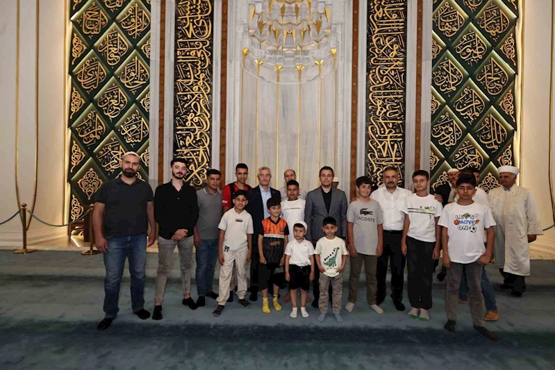 Tahmazoğlu kurban kesim alanlarını ziyaret etti
